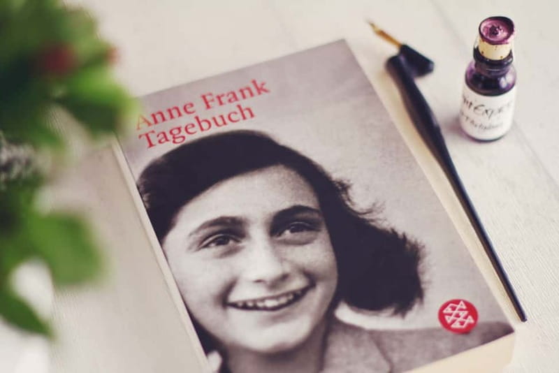Amsterdam: Anne Frank Walking Tour - Guided in EN/DE/IT/ES - A Deep Dive into the Experience