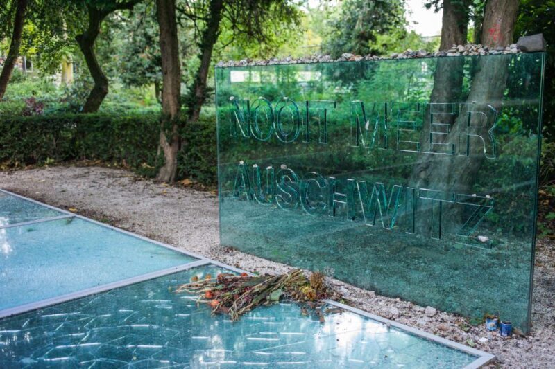 Amsterdam: Anne Frank Walking Tour - Guided in EN/DE/IT/ES - Practical Details and Value