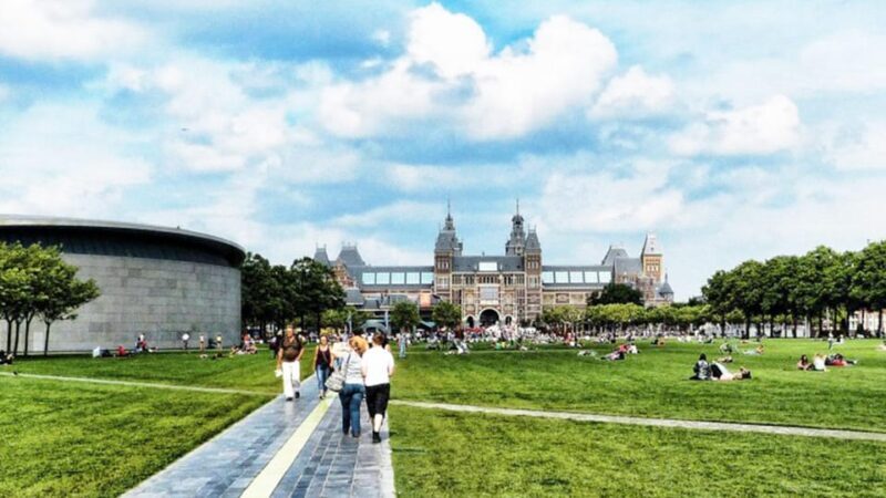 Amsterdam Audioguide - TravelMate app for your smartphone - The Sum Up