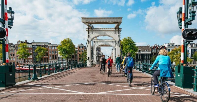 Amsterdam Bike Tour in Small Group + Optional Canal Cruise - FAQ