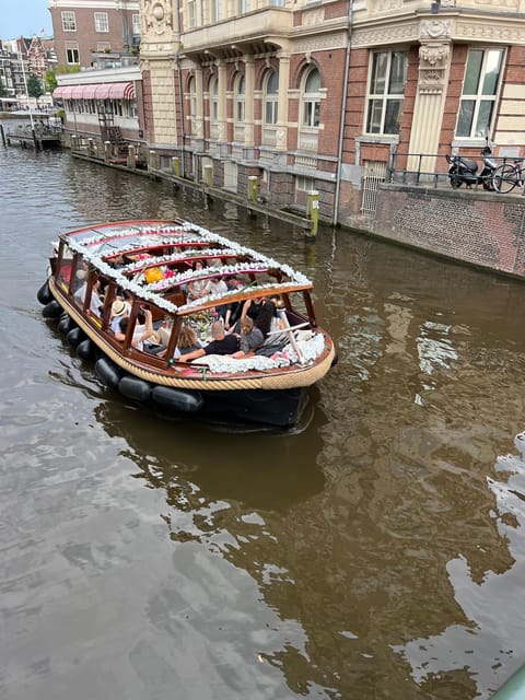 Amsterdam: Boat Tour with Optional Unlimited Drinks - FAQ