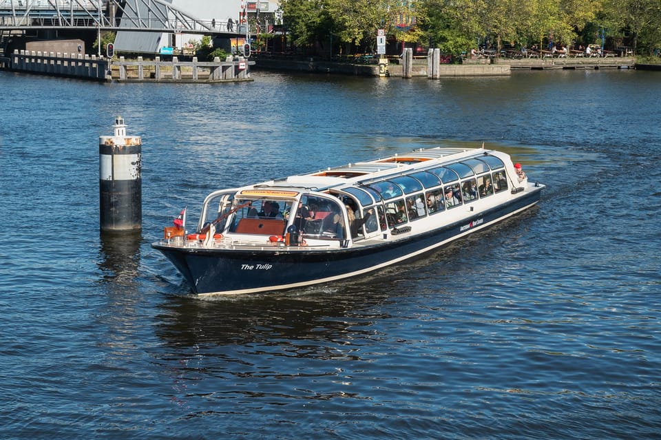 Amsterdam: Canal Cruise with Live Commentary & Audio Guide - What You’ll Experience Onboard