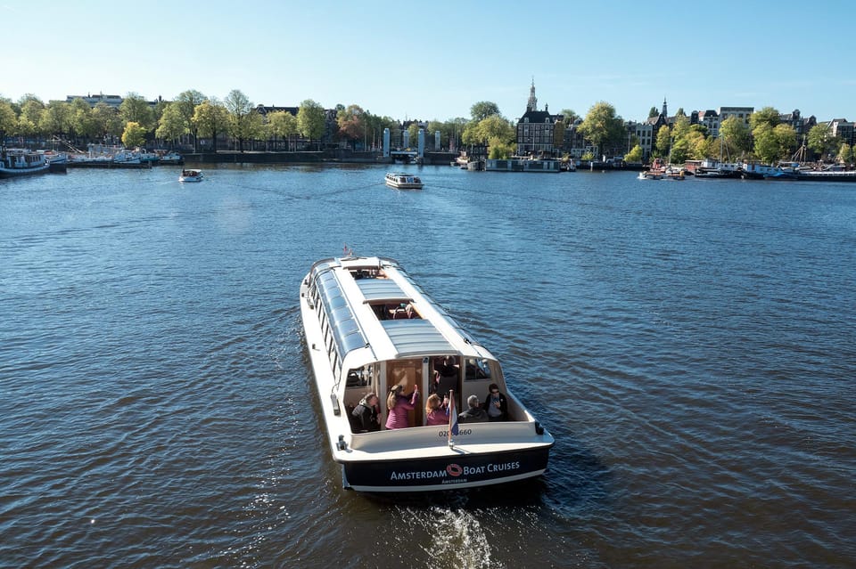 Amsterdam: Canal Cruise with Live Commentary & Audio Guide - Analyzing the Value and Practicalities