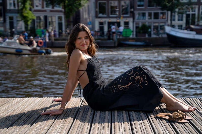 Amsterdam Canals Photoshoot: Private Solo, Family or Couples - What to Expect from the Experience