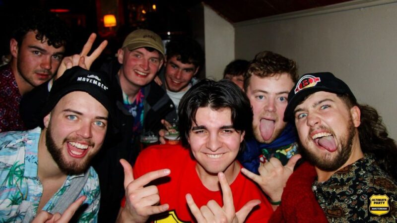 Amsterdam: City Center Bar Crawl and Nightlife Experience - Important Booking Information