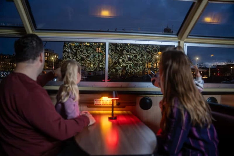 Amsterdam: Cozy Light Festival Cruise with Hot Chocolate - FAQ