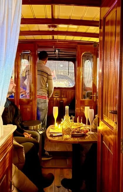 Amsterdam Daytime Boat Private Canal Cruise Tour With Guide - Authentic Experiences and Real Guest Feedback