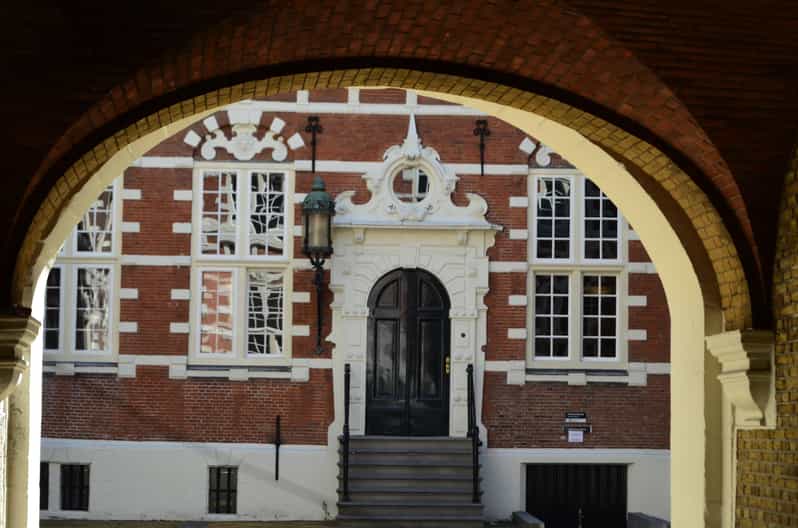 Amsterdam: Financial History Tour - Who Should Consider This Tour?