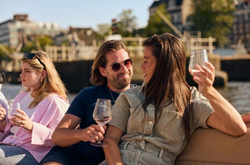 Amsterdam: German Guided Canal Cruise with on Board Bar - Who Will Love This Tour?