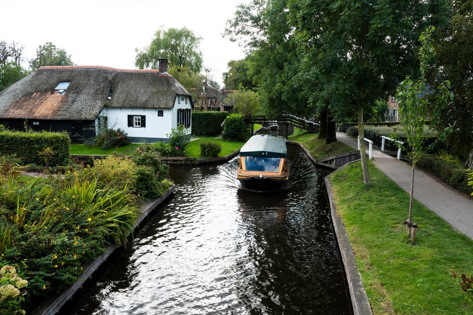Amsterdam: Giethoorn Day Trip, Boat Tour, and Walking Tour - The Sum Up