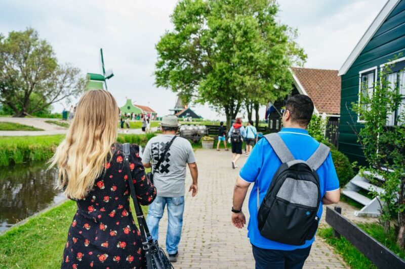 Amsterdam: Giethoorn, Volendam, and Zaanse Schans Tour - FAQs