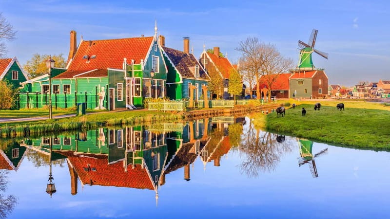 Amsterdam: Giethoorn & Zaanse Schans Small Group Day Trip - An In-Depth Look at the Experience