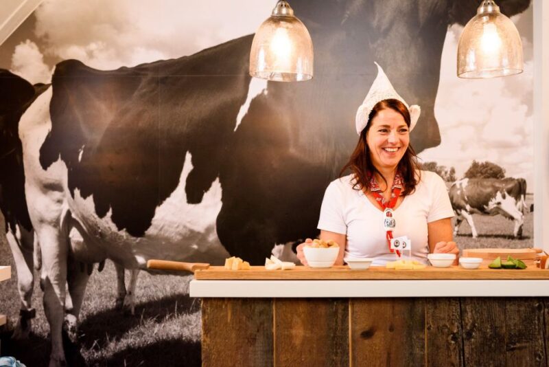 Amsterdam: Henri Willig Cheese Tasting Experience - Learning About Cheese Making