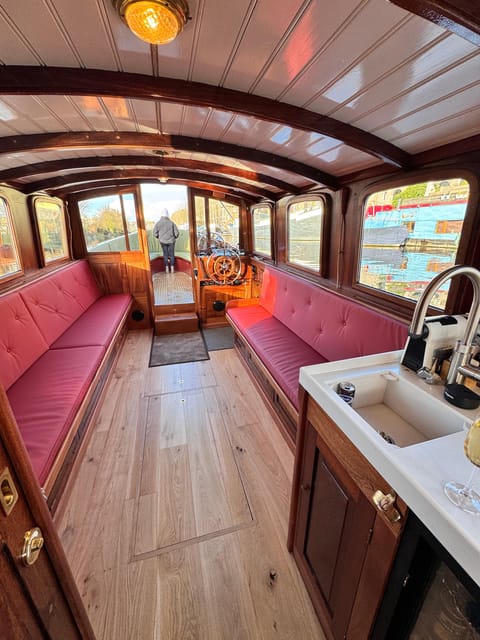 Amsterdam: Historic Boat Cruise with open bar and nibbles - Final Thoughts: Why You Should Consider This Experience