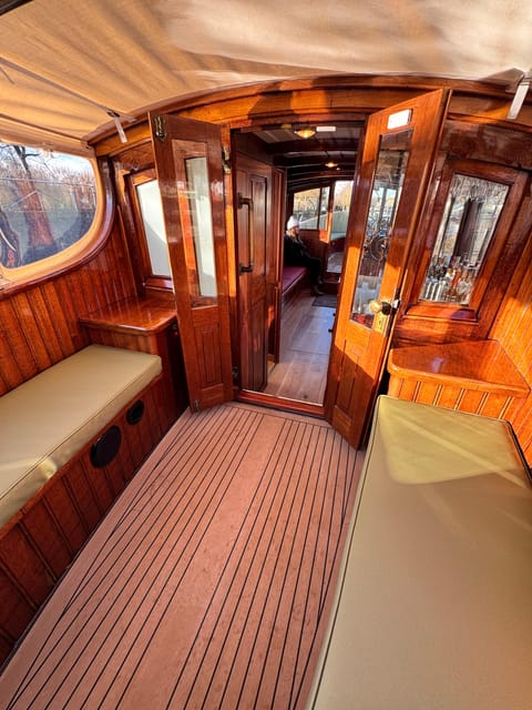 Amsterdam: Historic Boat Cruise with open bar and nibbles - Frequently Asked Questions