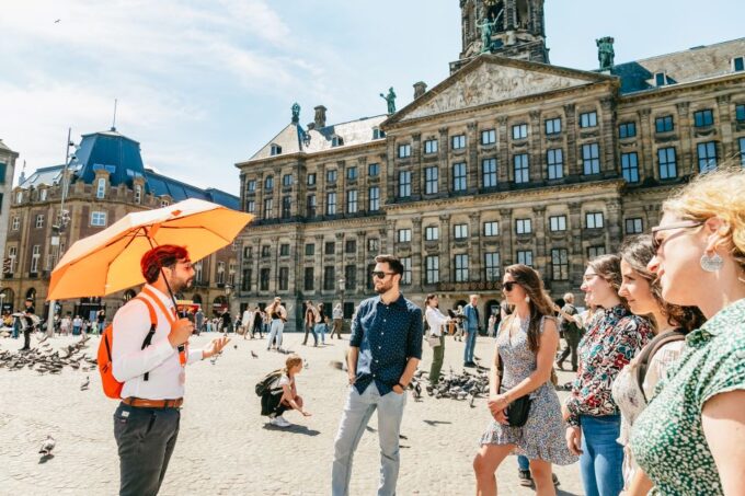 Amsterdam: Historical Highlights Walking Tour With Tasting - Meeting Point and Languages