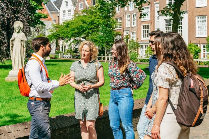 Amsterdam: Historical Highlights Walking Tour With Tasting - Recommendations for Participants