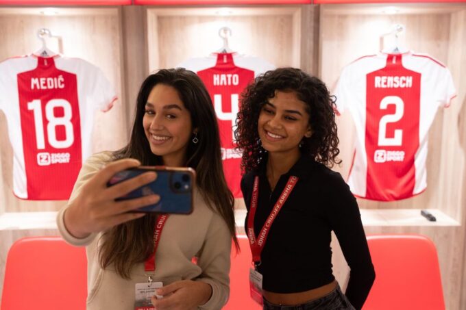 Amsterdam: Johan Cruijff Arena Tour With Optional Guide - Additional Tips for Visitors