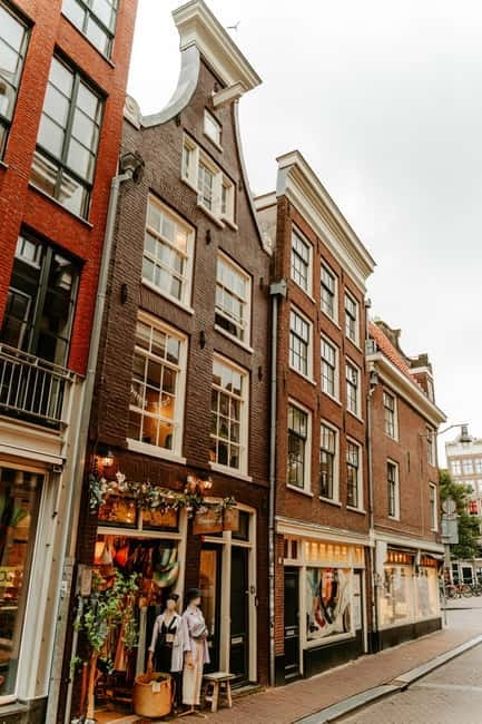 Amsterdam Jordaan Tour in Italian (Anne Frank House) - Walking Through Amsterdam’s Jordaan District