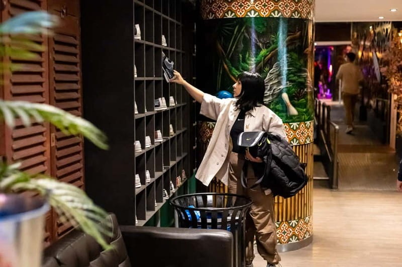 Amsterdam: LED Bowling Experience - Who Will Love This?