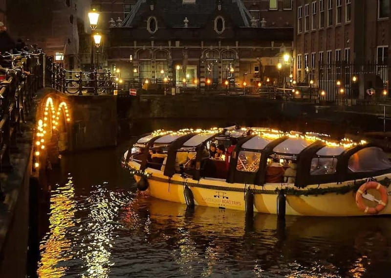 AMSTERDAM LIGHT FESTIVAL: #1 CANAL CRUISE INCL. DRINKS - FAQ