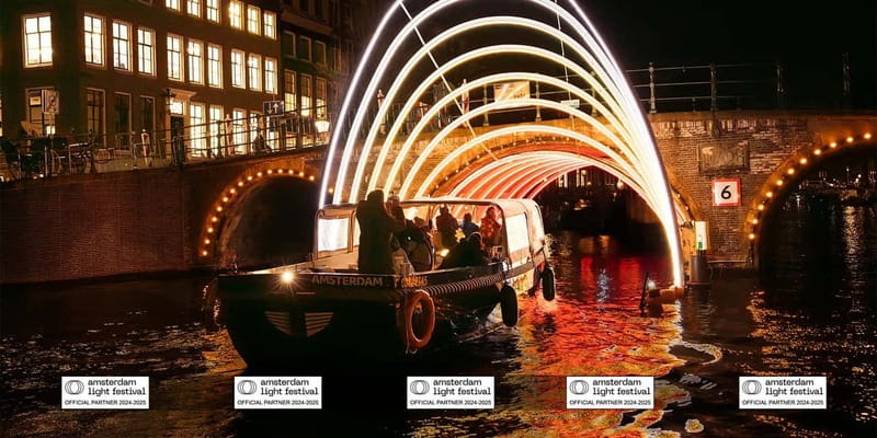 Amsterdam Light Festival Cruise with Optional Hot Drinks - Key Points