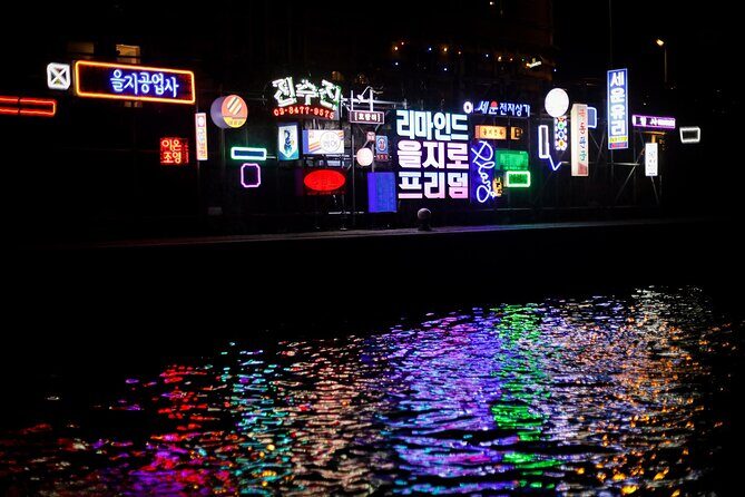 Amsterdam: Light Festival Cruise with Unlimited Drinks Option - Practical Tips