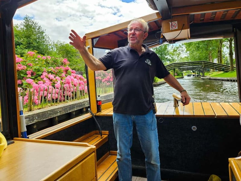 Amsterdam: Live GuideD Giethoorn Boat Tour & Cheese Platter - An In-Depth Look at the Giethoorn Day Trip