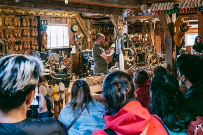 Amsterdam: Live-Guided Zaanse Schans & Cheese Tasting Tour - Booking and Pricing