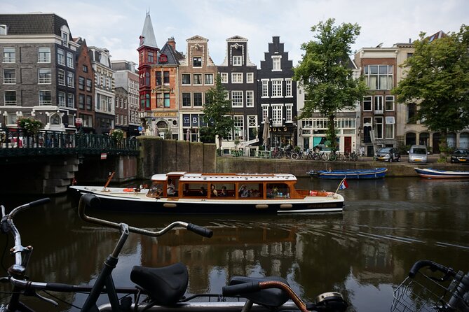 Amsterdam Morning Canal Cruise With Coffee and Tea - Getting to the Meeting Point