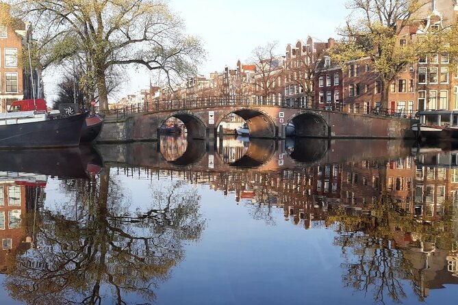 Amsterdam Morning Canal Cruise With Coffee and Tea - Boat and Vessel Details