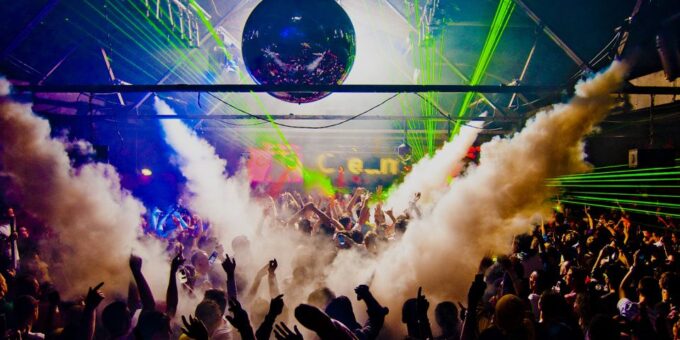 Amsterdam: Nightlife Scene 1, 2, or 3-7 Day Ticket - Popular Nightlife Areas