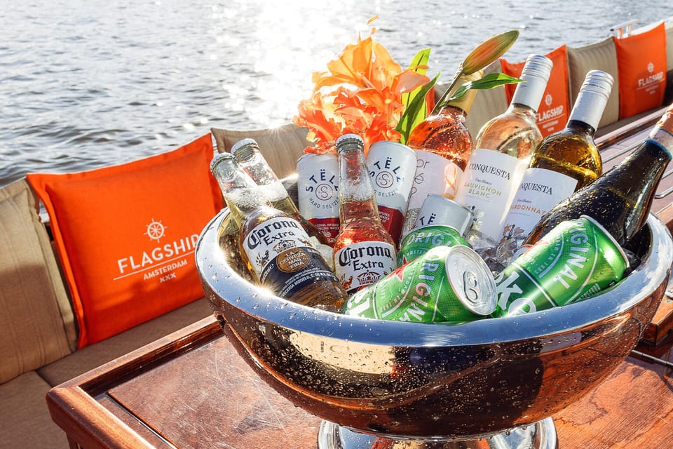 Amsterdam: Open Boat Cruise option Unlimited Drinks & Bite - FAQ