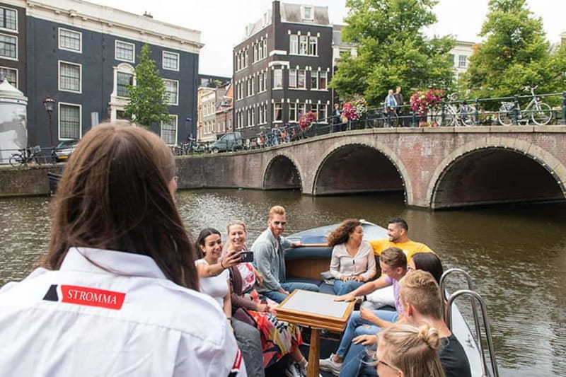 Amsterdam: Open Boat Tour of Canals with Expert Local Guide - Final Thoughts