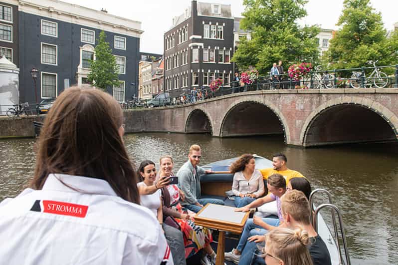 Amsterdam: Open Boat Tour of Canals with Expert Local Guide - Why Choose This Canal Tour?