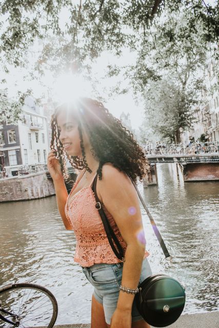 Amsterdam: Particular Photo Session - Accessibility and Group Size