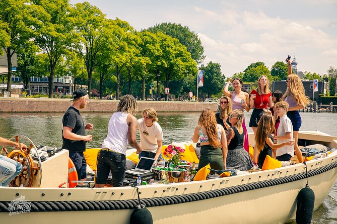 Amsterdam Party Cruise With Night Club Entrance - Review Highlights