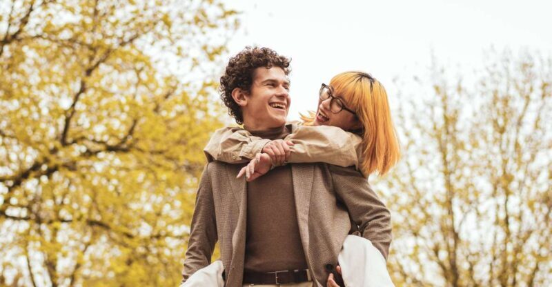 Amsterdam: Private Photoshoot for Couple, Family, or Solo - Authentic Perspectives from Reviews
