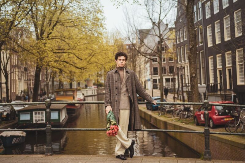 Amsterdam: Private Photoshoot for Couples, Families, or Solo - What’s Included and What’s Not