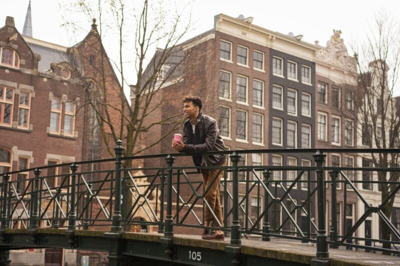 Amsterdam: Private Photoshoot for Couples, Families, or Solo - Why This Photoshoot Offers Good Value