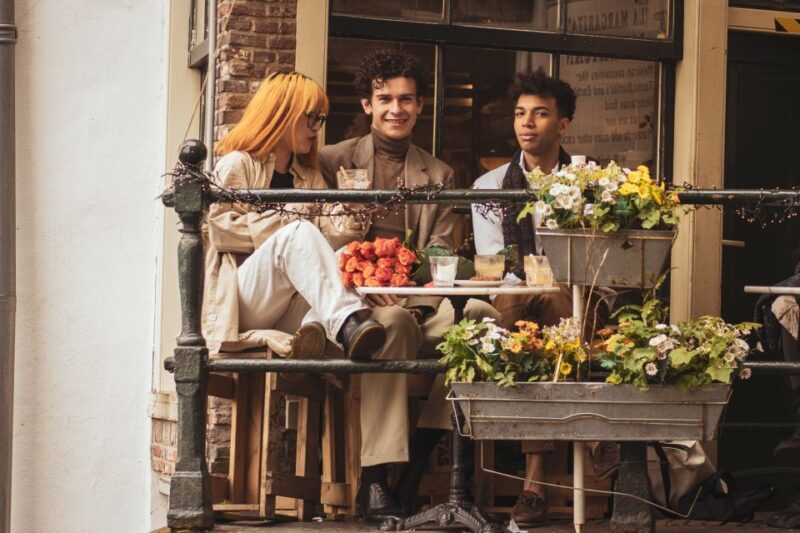 Amsterdam: Private Photoshoot for Couples, Families, or Solo - Authentic Feedback from Travelers