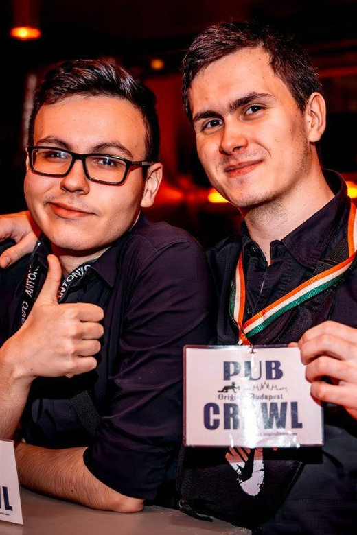 Amsterdam: Private Pub Crawl With VIP Club Entry and Shots - Highlights of the Night