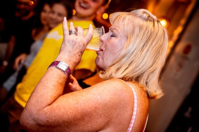 Amsterdam: Private Pub Crawl With VIP Club Entry and Shots - Booking and Cancellation Policy