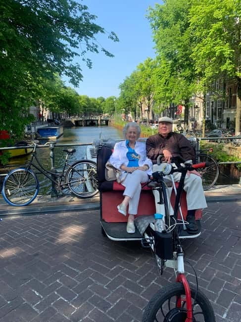 Amsterdam: Private Rickshaw Tour with Local Guide - An Authentic Way to Discover Amsterdam
