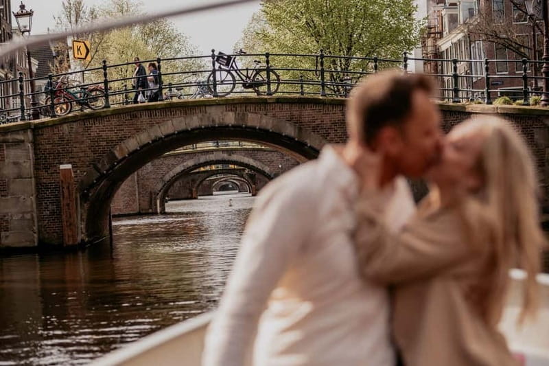 Amsterdam: Private Romantic Canal Cruise w. Prosecco/Snacks - The Route and Stops in Detail