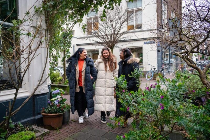 Amsterdam: Professional Photoshoot at the Canals - Frequently Asked Questions
