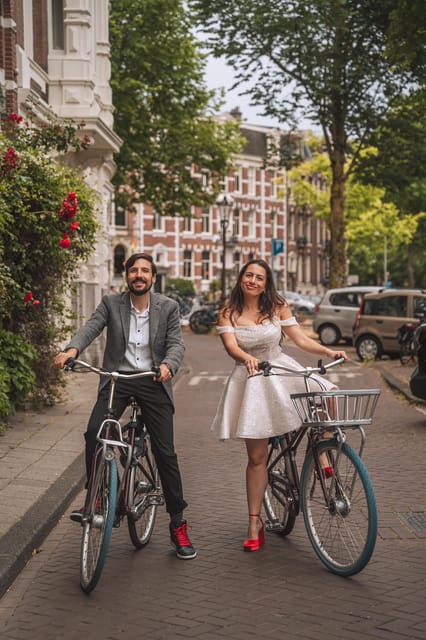 Amsterdam: Professional Photoshoot at the Canals - Good To Know