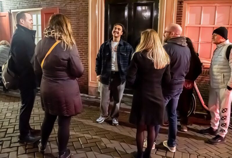 Amsterdam: Red Light District Exclusive Night Tour - Good To Know