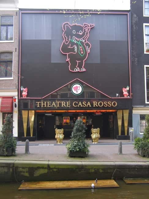 Amsterdam: Red Light District Guided Walking Tour - An In-Depth Look at the Tour