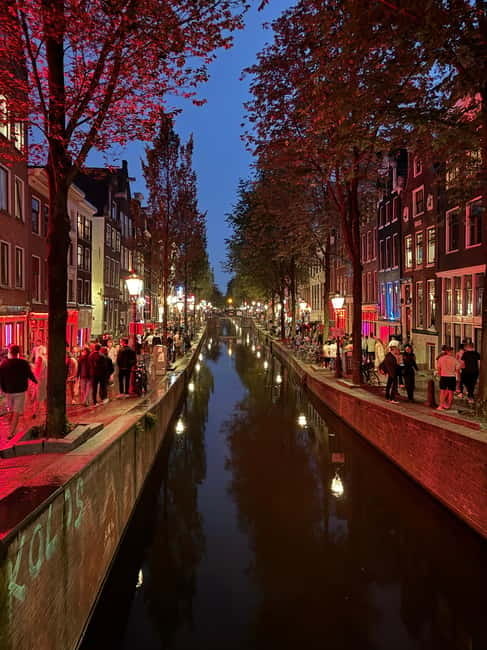 Amsterdam: Red Light District hidden history - Key Points